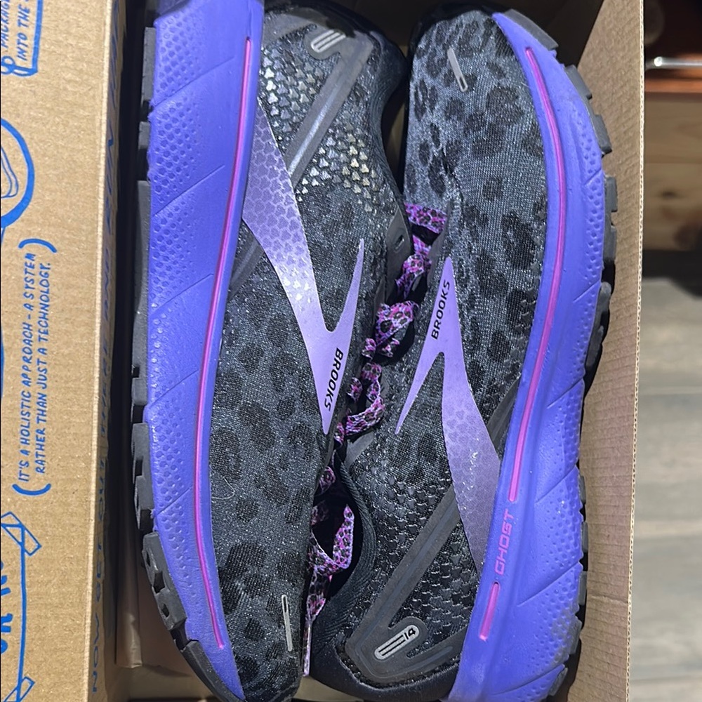 Brooks Ghost 14 black purple cheetah size 9.5
